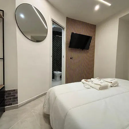 Dimora Della Vicaria Aparthotel Naples